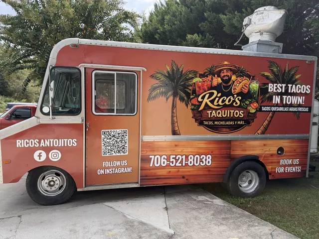 Rico's Taquitos food truck