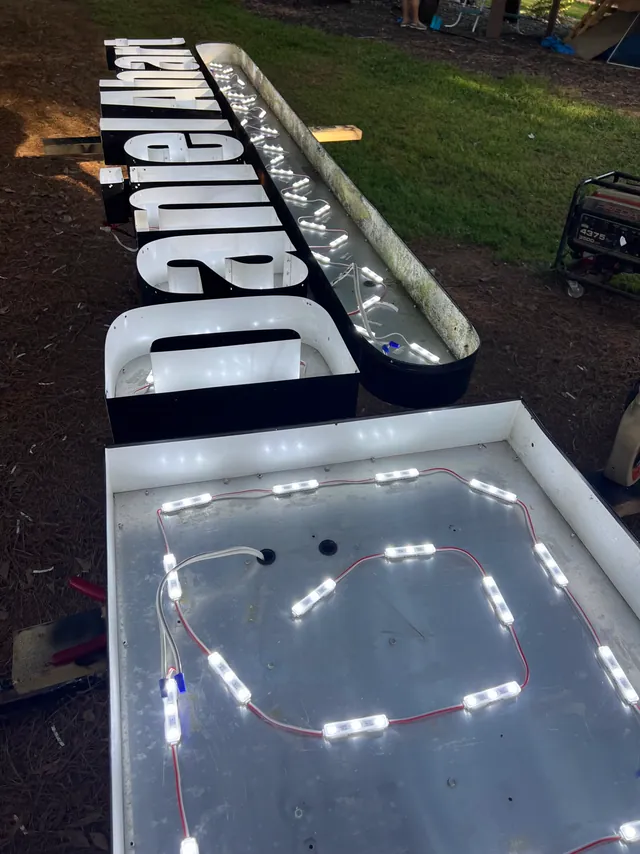 Lighted channel letters